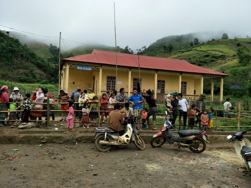 tặng quà mộc châu