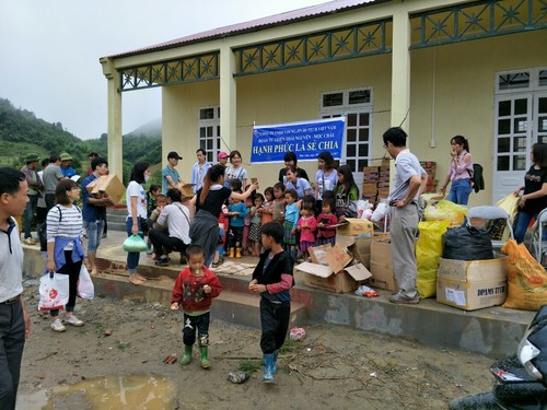 tặng quà mộc châu